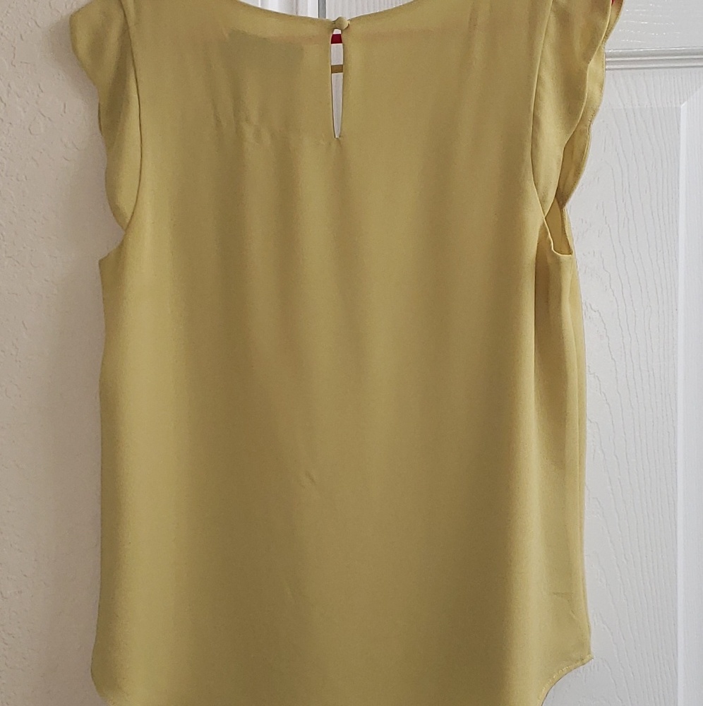 Mustard blouse - Picture 2 of 5